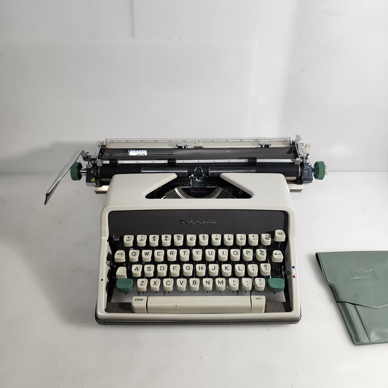 VTG 1961 Olympia De Luxe Typewriter w/ Cover & Brush Set Manual
