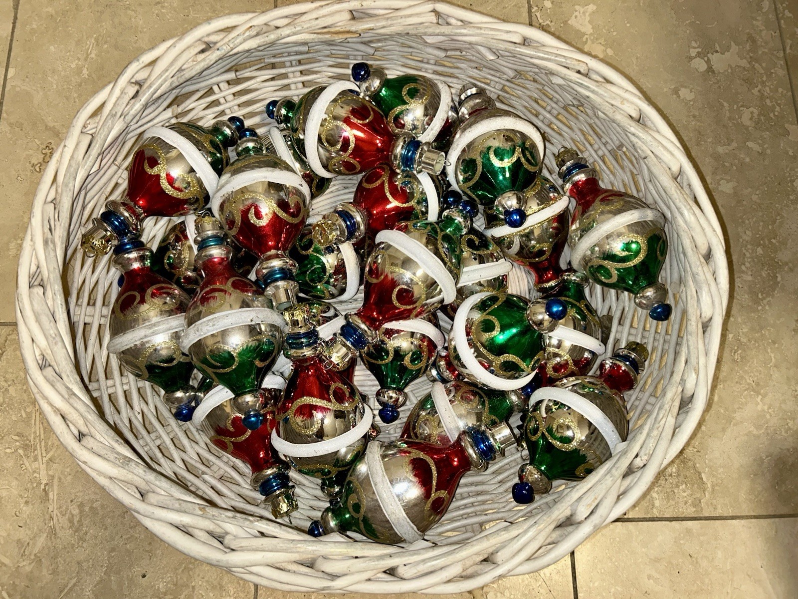 VTG Balsam Hill Lot 12 Taiwan 8” Shatterproof Finial Drop Christmas Ornaments