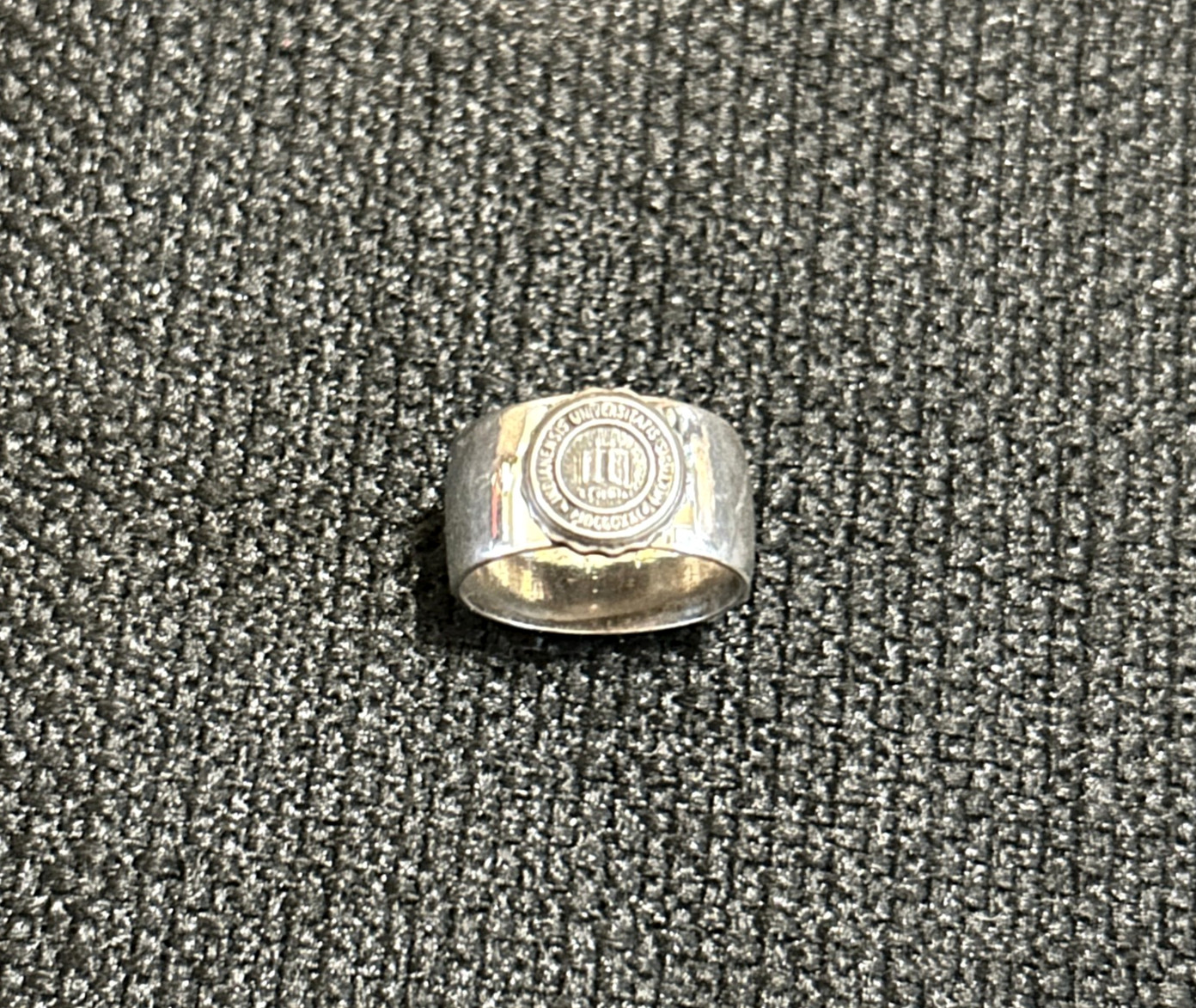 VINTAGE University of Indiana sterling silver school seal band ring, sz 5.5 OLD
