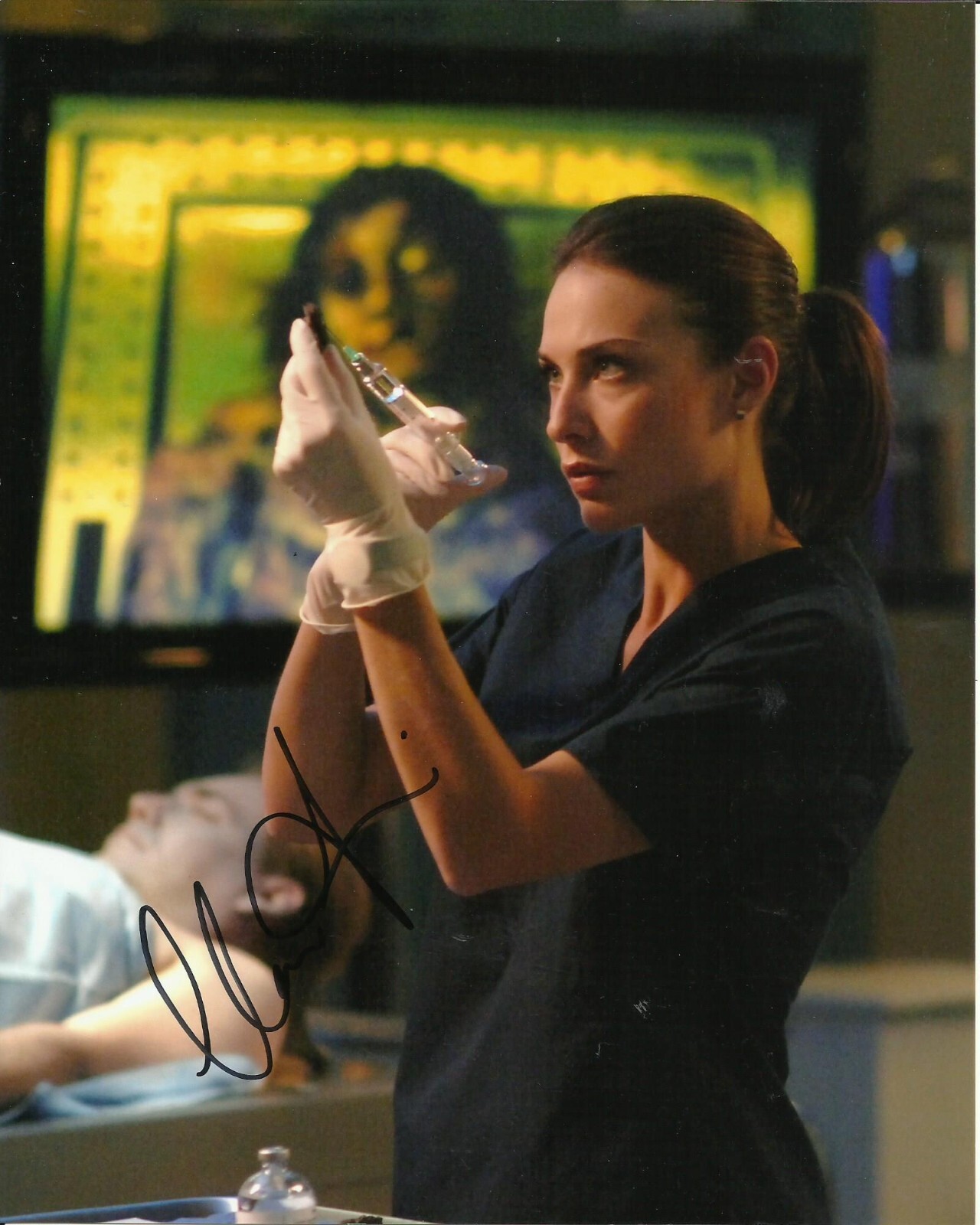 CLAIRE FORLANI SIGNED PHOTO (1) CSI NY