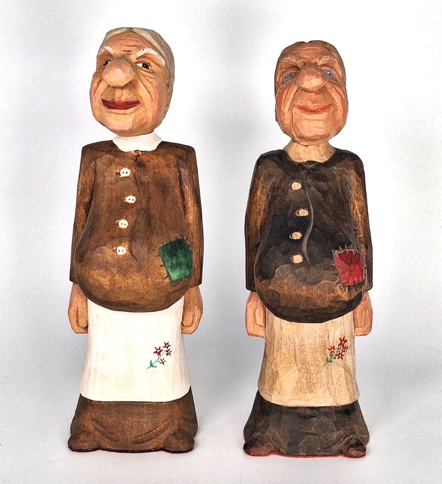 Vintage Svend Elmstedt Wood Carvings Pair 6.5” Pioneer Women Folk Art Signed
