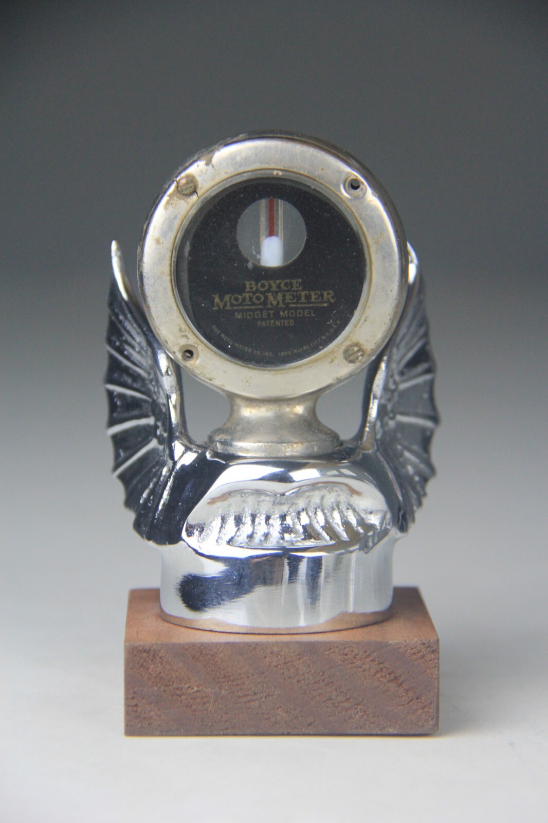 Antique Boyce Moto Meter Midget Model W/Chromed Radiator Cap/Hood Ornament