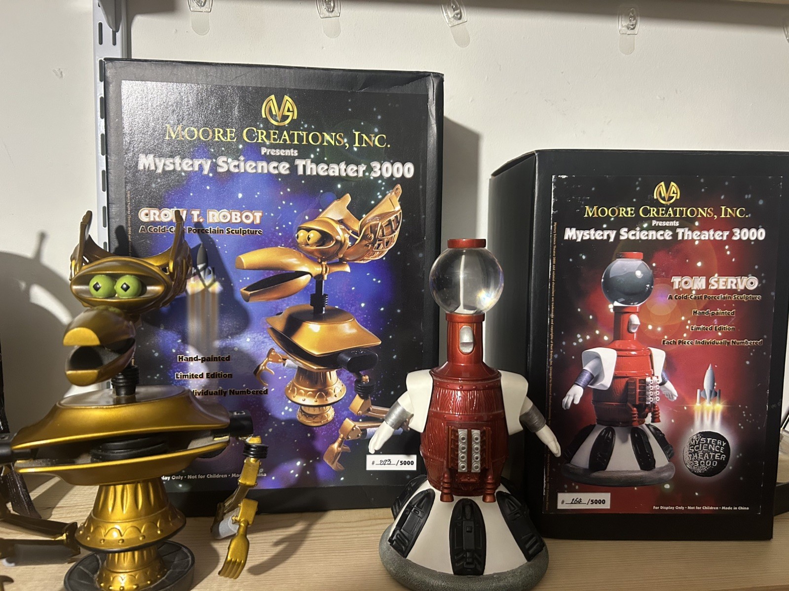 Vintage Moore Creations MST3K Statues: Tom Servo & Crow T. Robot (Damaged) READ