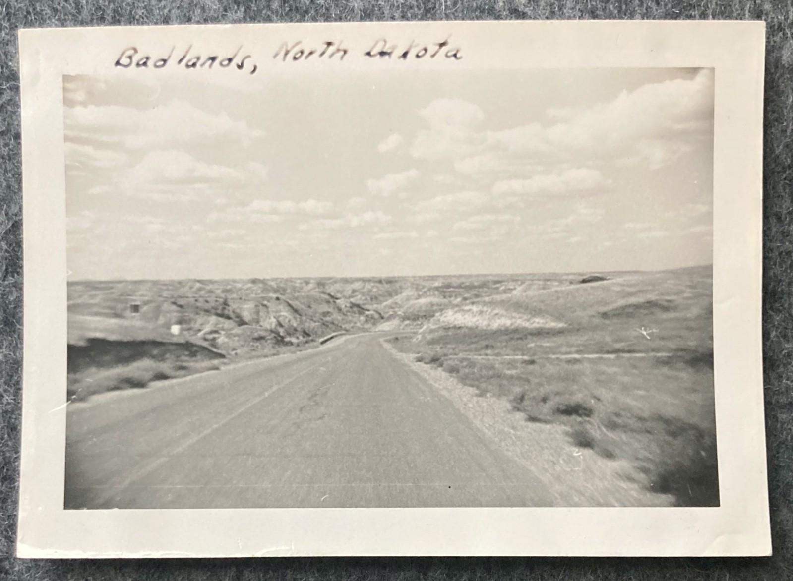 Vtg Photo 1930s-40s Badlands North Dakota Open Road B&W 4.5\