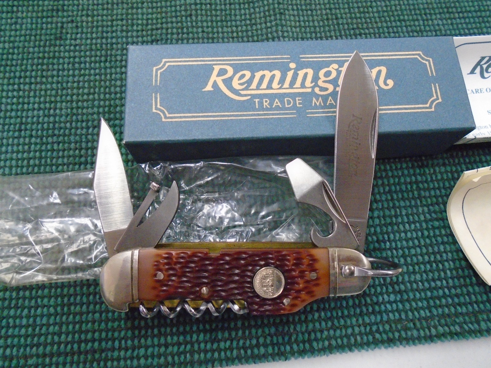1996 REMINGTON UMC R3843 TRAILHAND BULLET KNIFE NIB W/PAPERS USA