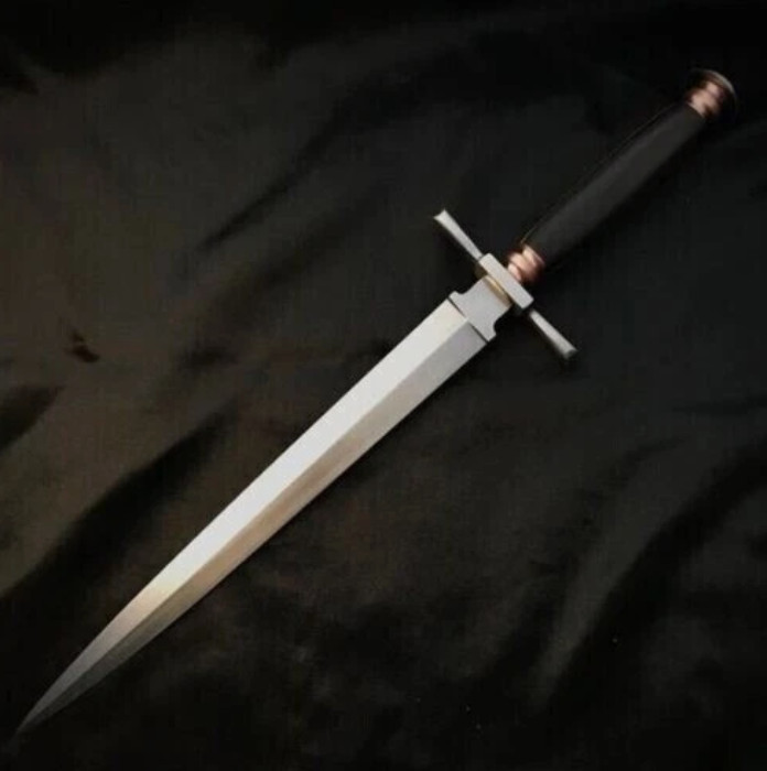 CUSTOM HANDMADE D2-TOOL STEEL BEAUTIFULL SWORD WITH LEATHER SHEATH CAMP SWORD