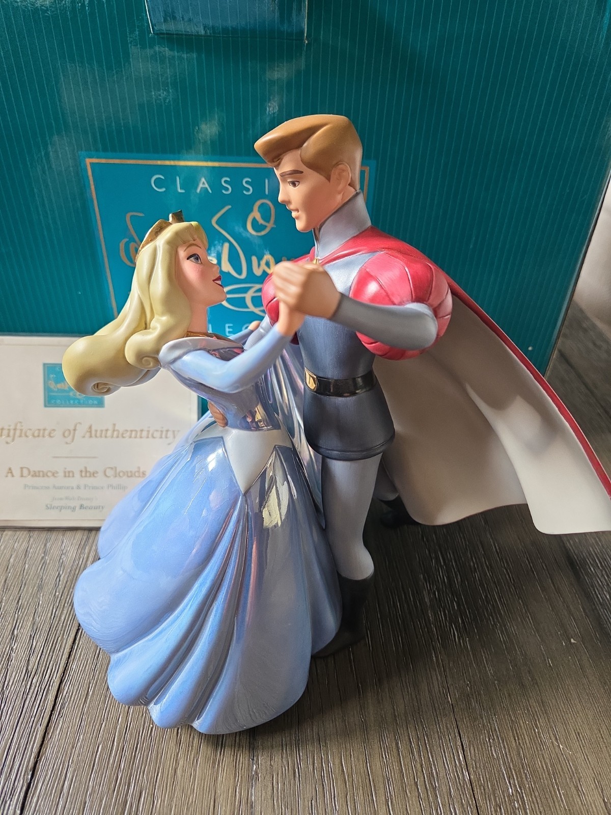 WDCC Sleeping Beauty A Dance in the Clouds Figurine W/ Box  and COA Walt Disney 