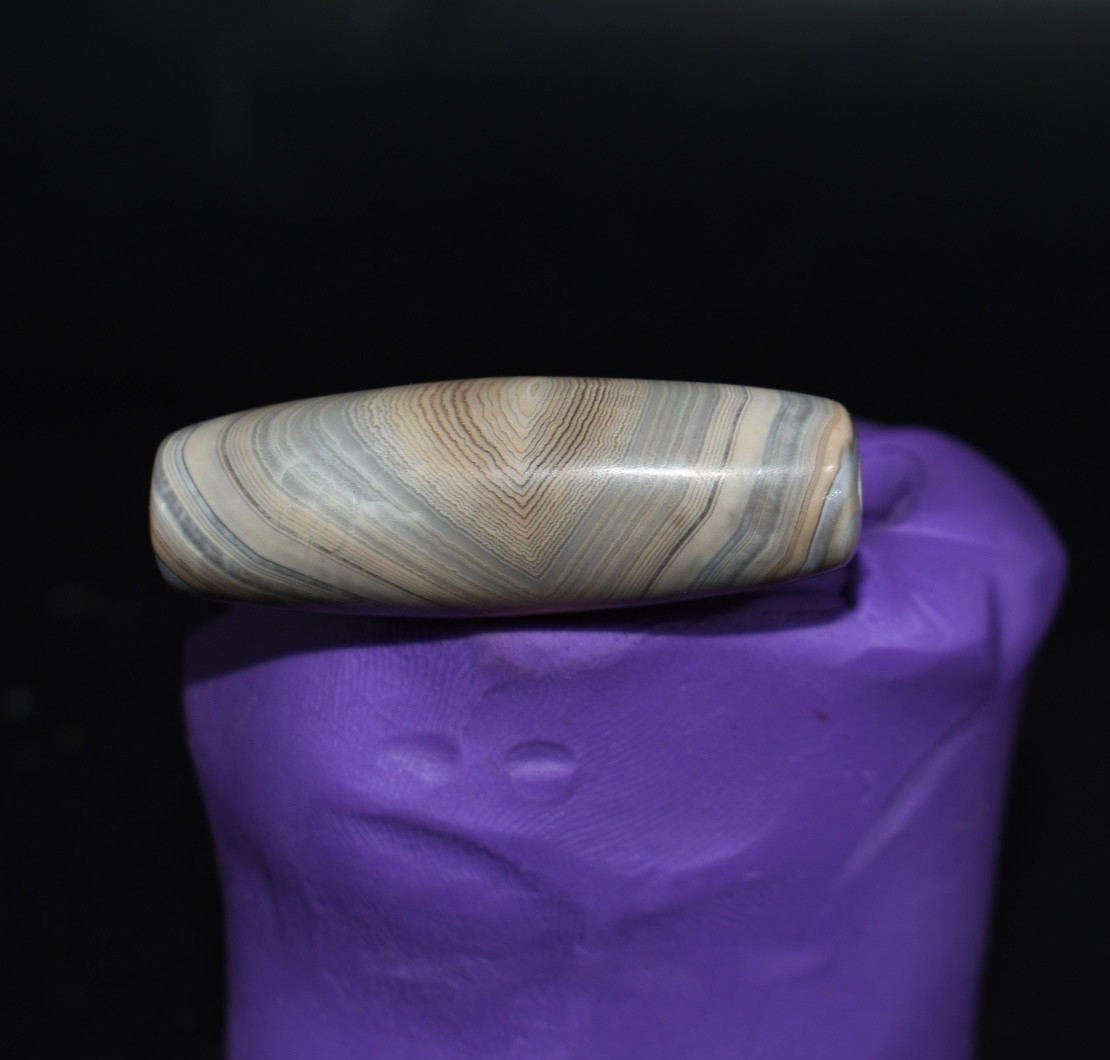 Antique Energy Tibetan old Agate Natural Eye Silkworm Stripes Dzi Bead Totem
