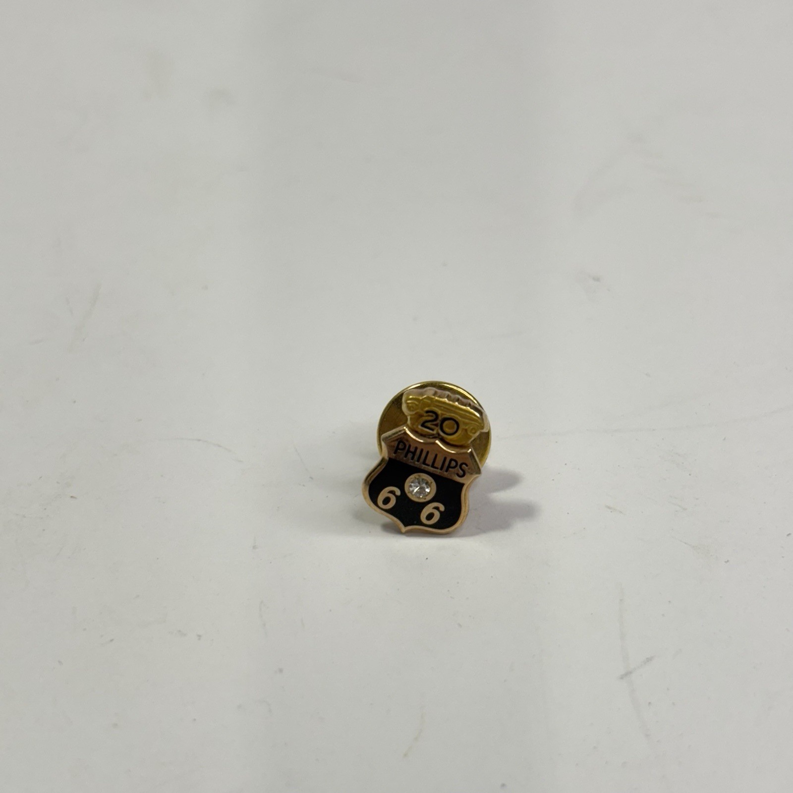 Vintage Phillips 66 20 Year Solid 10k Gold Lapel Pin