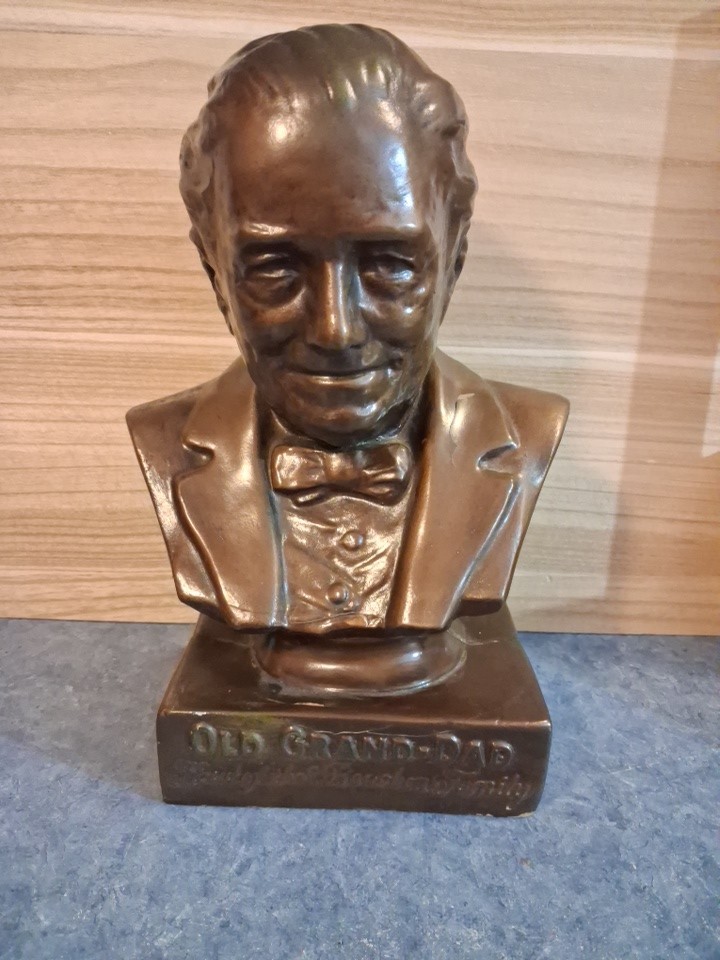 Vntg 1940s Old Grand-Dad Bourbon Whiskey Back Bar Bust Advertising Display-12