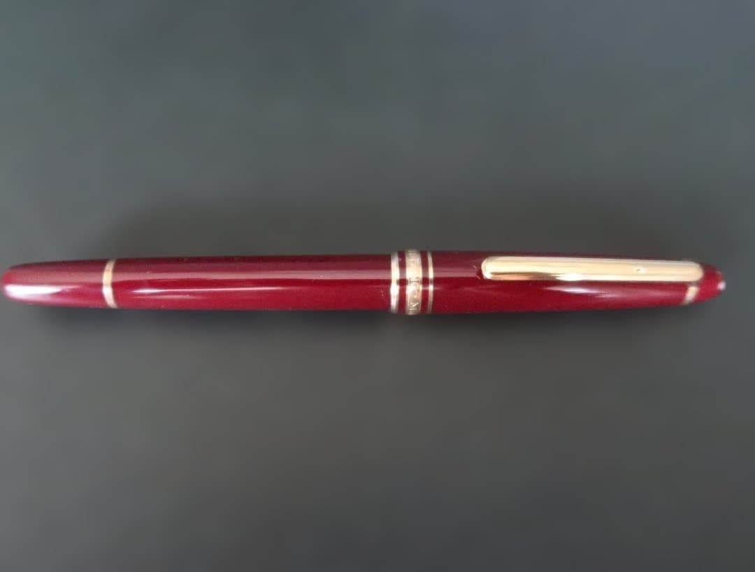 Montblanc Meisterstuck 144 Fountain Pen 14K Bordeaux M Nib With Box