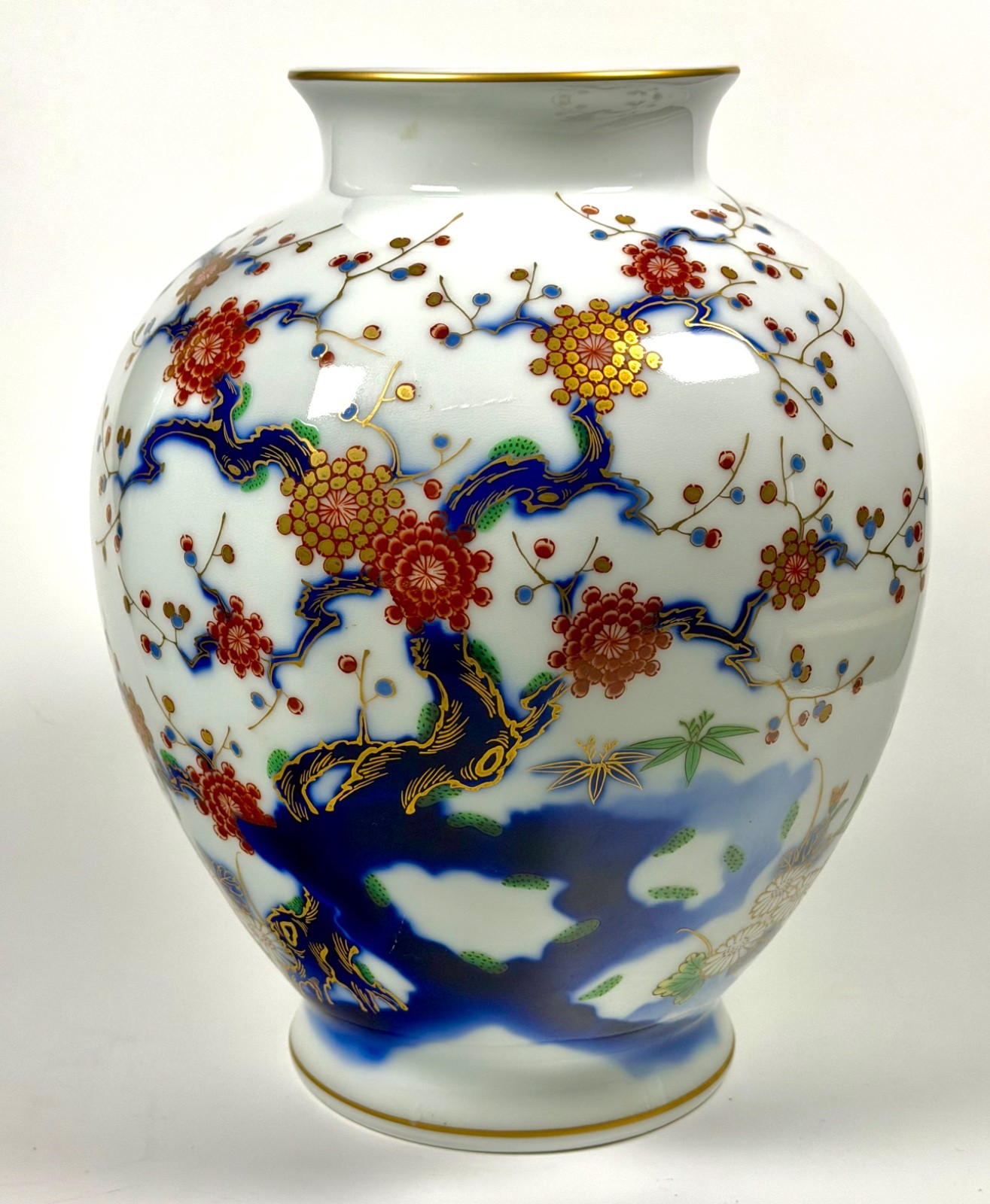 Large Fukagawa Seiji Kiln Porcelain Vase