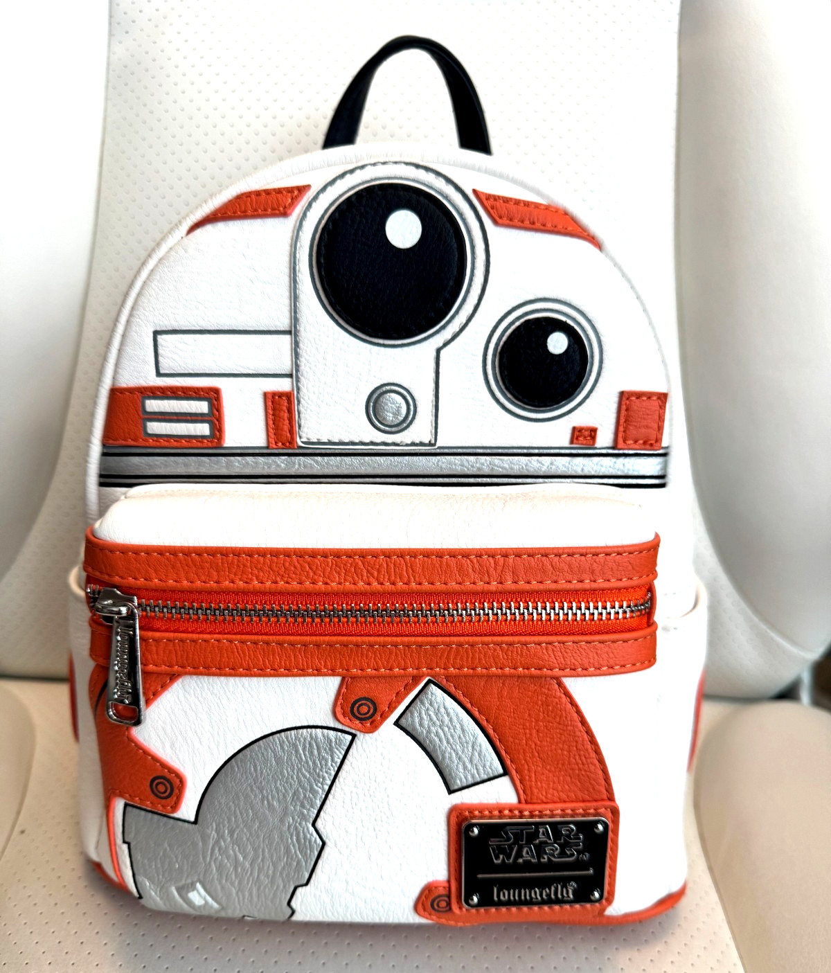 Official Loungefly Star Wars BB8 Applique Mini Backpack New with Tags
