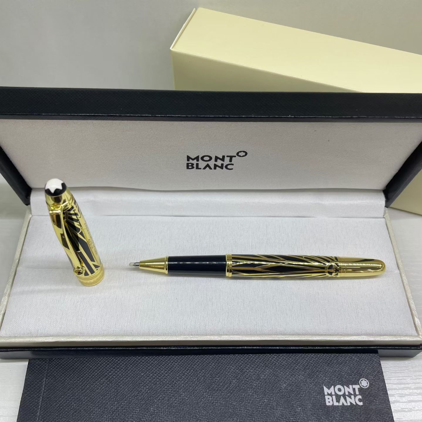 New Montblanc Meisterstuck 163 Rollerball Pen Black Gold Metal Trim w/ Gift Box