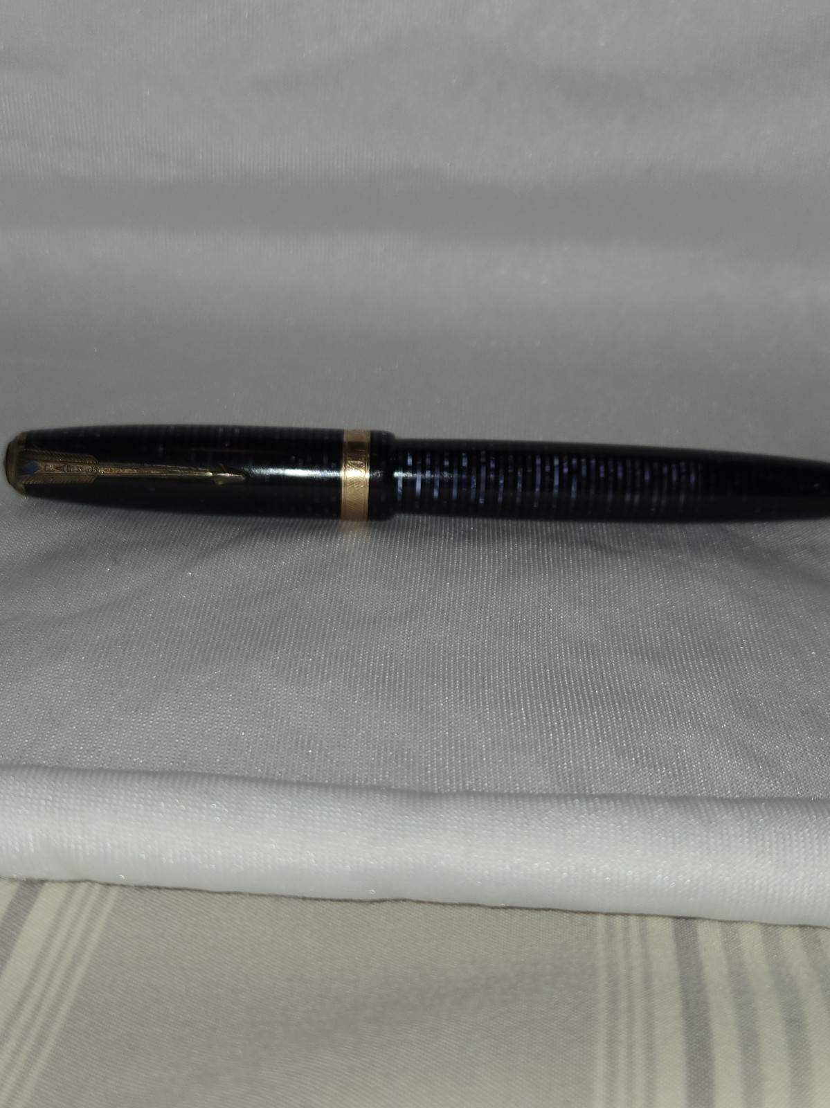 MINT 1946 Parker Vacumatic Fountain Pen Azure Blue Pearl PRISTINE PLUNGER ACTION