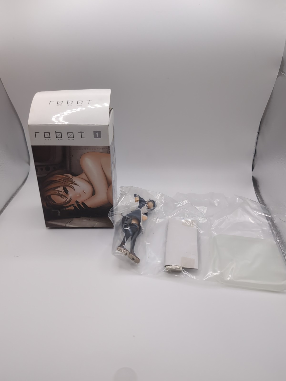 Robot 1 Marina Blind Box Figure