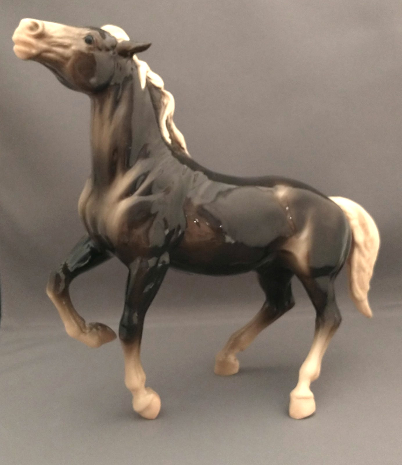 Breyer # 88 Diablo Bald Face Glossy Charcoal Semi Rearing Mustang Stallion