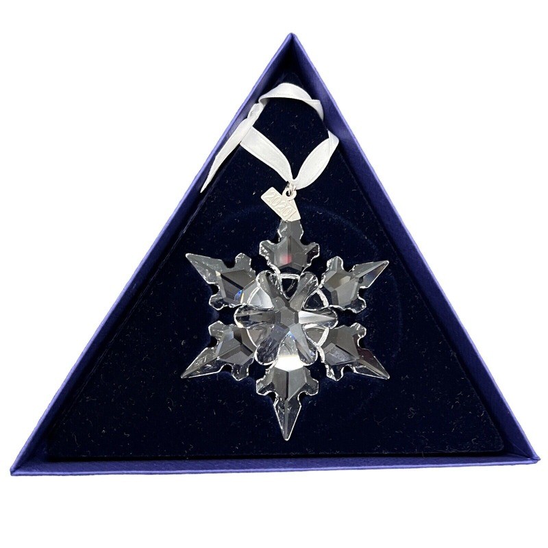2020 5511041 Swarovski Authentic Annual Snowflake Christmas Crystal Ornament