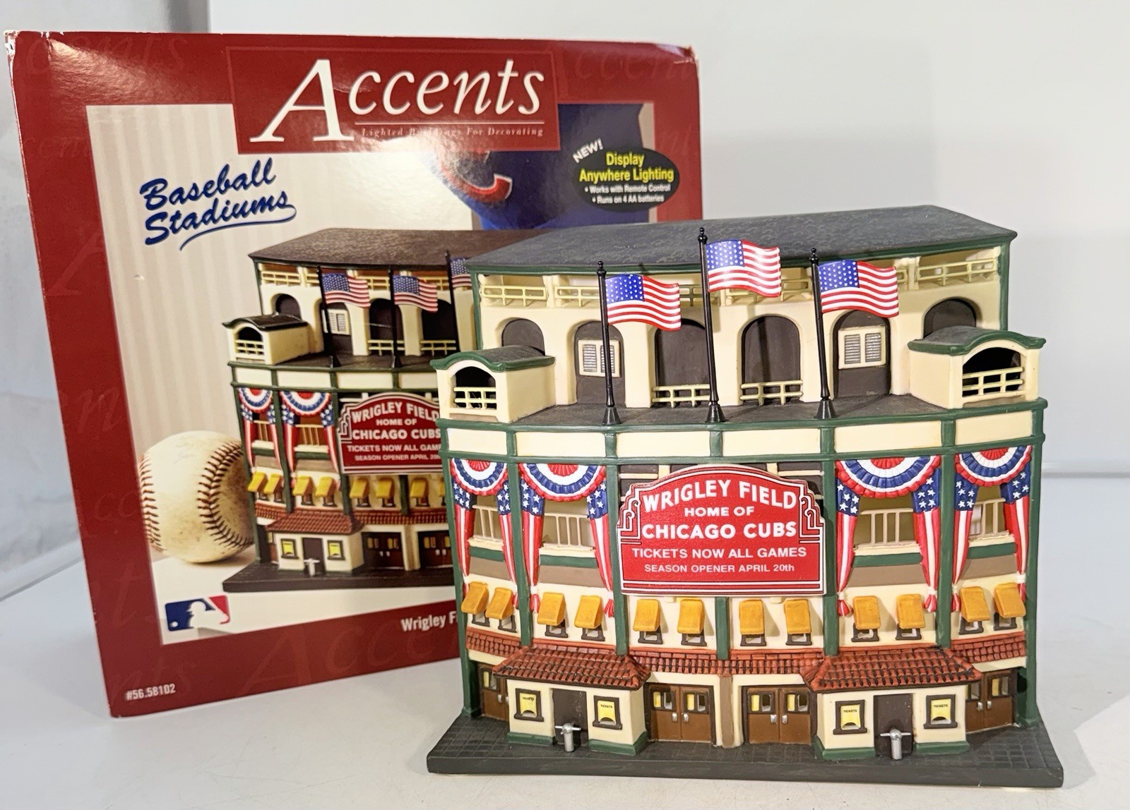 Dept 56 Wrigley Field Chicago Cubs Baseball Stadium 2005 Accents W/Box & Flags