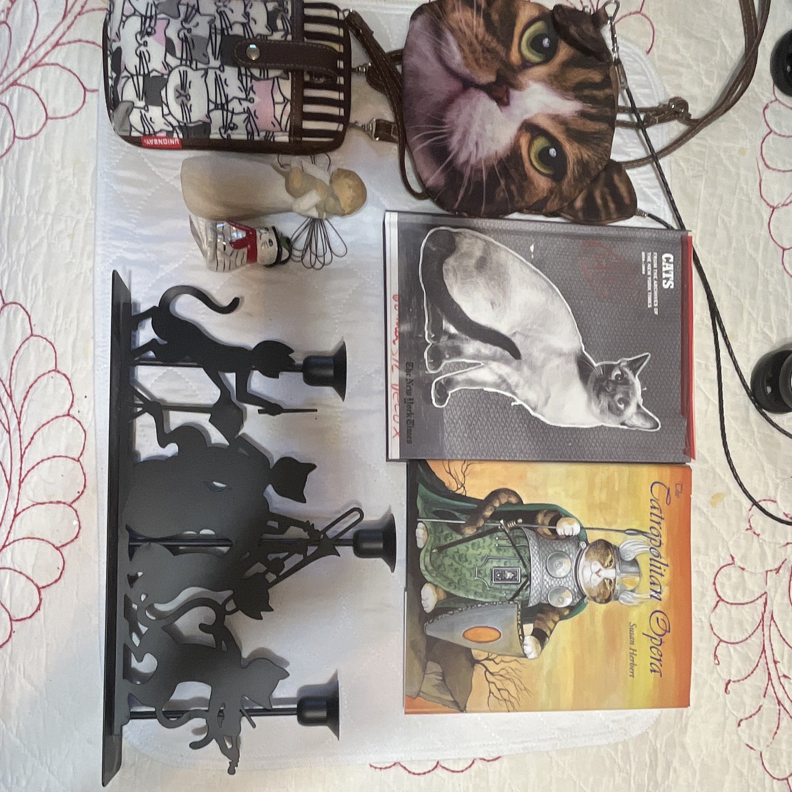 Ultimate Cat Lover’s Bundle – Decor, Books & Crossbody Bags (7 Items)