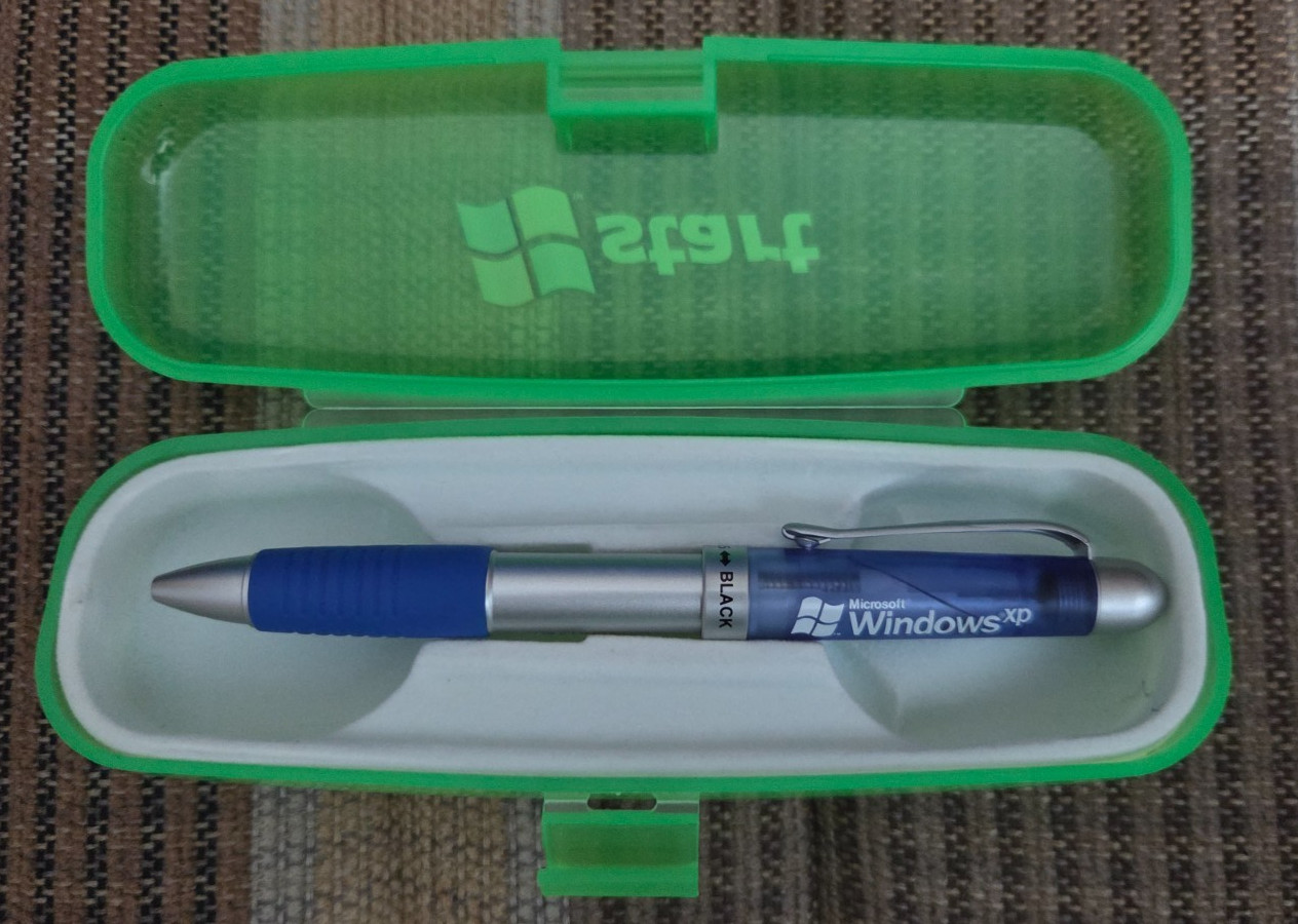 VINTAGE MICROSOFT WINDOWS XP BLACK PEN ~ NEW IN ORIGINAL CASE
