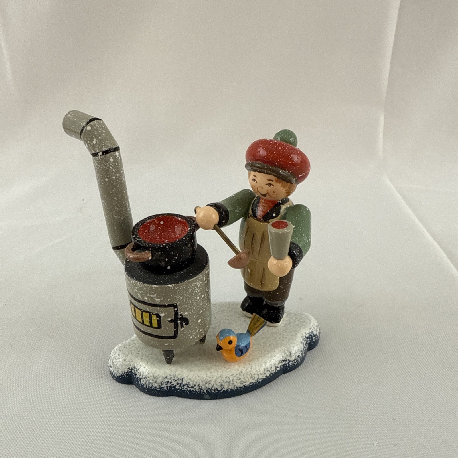 Kathe Wohlfahrt Winter Time Booth Mulled Wine 3” tall in original box 