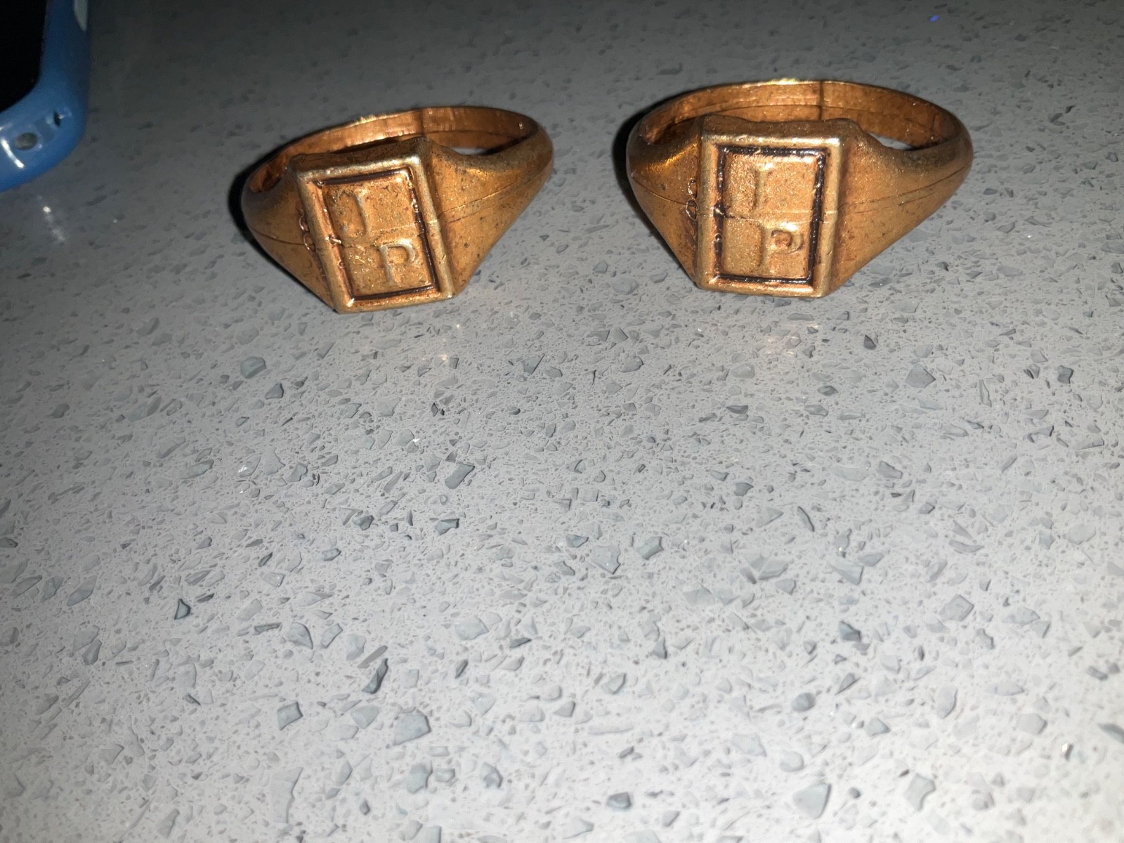 Johann Petursson Souvenir Rings Vintage 2 in lot