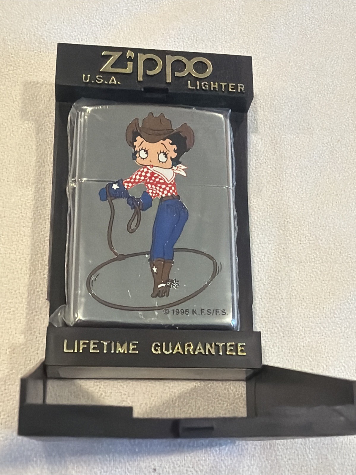 Genuine Brand New 1995 ZIPPO Lighter Very Rare COWGIRL BETTY BOOP 31 Years Old