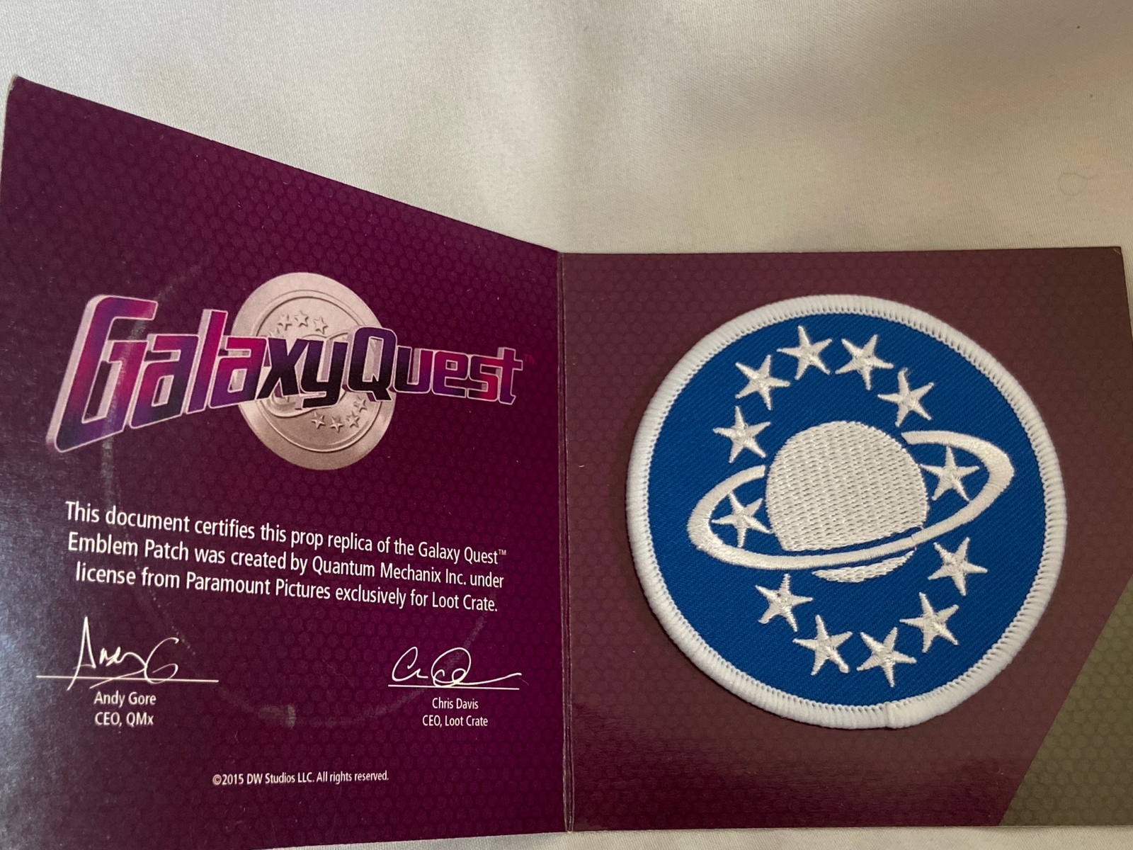 Galaxy Quest Emblem Patch Prop Replica Loot Crate Exclusive New QM Quantum