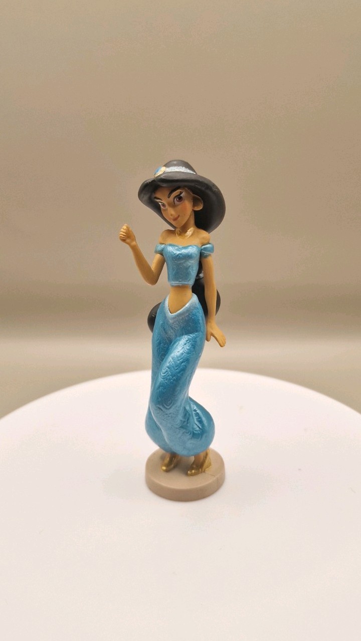 RARE 2009 Official Disney Aladdin Princess Jasmine 3.5\
