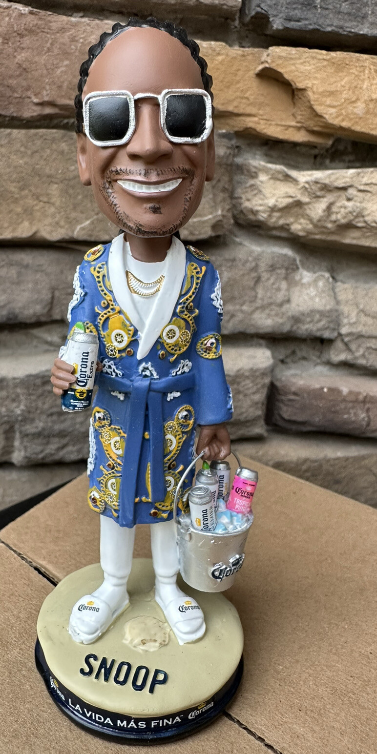 SNOOP DOGG COLLECTORS EDITION BOBBLEHEAD NODDER 2023 CORONA BEER 7” NEW NIB V3