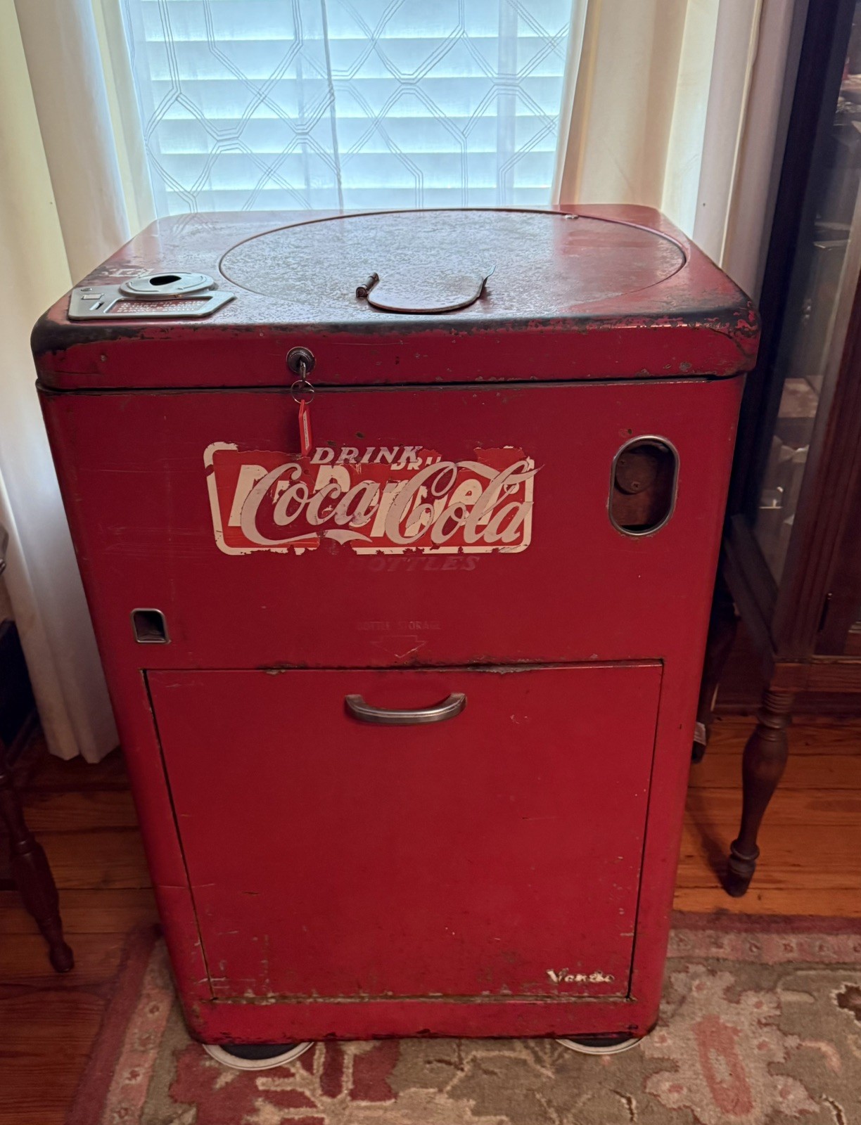 Vintage 1950\'s Vendo Model A23E Coca Cola coin operated Vending Machine,Spin Top