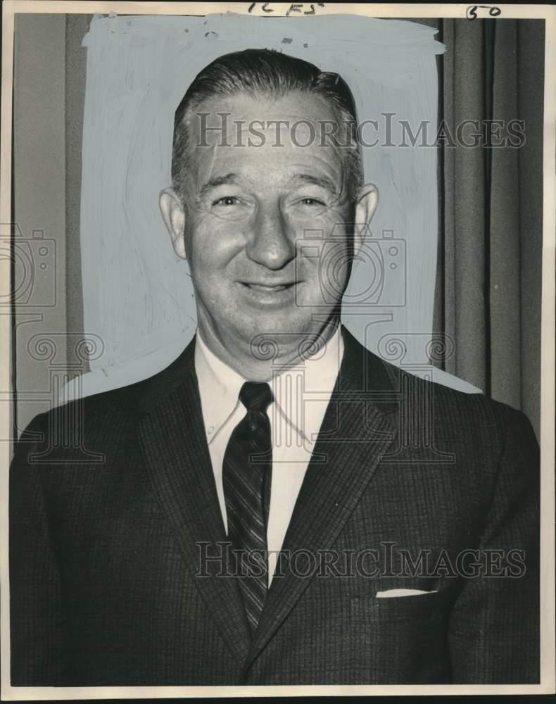 1965 Press Photo DeWitt L. Morris, president, Engineers Club of New Orleans