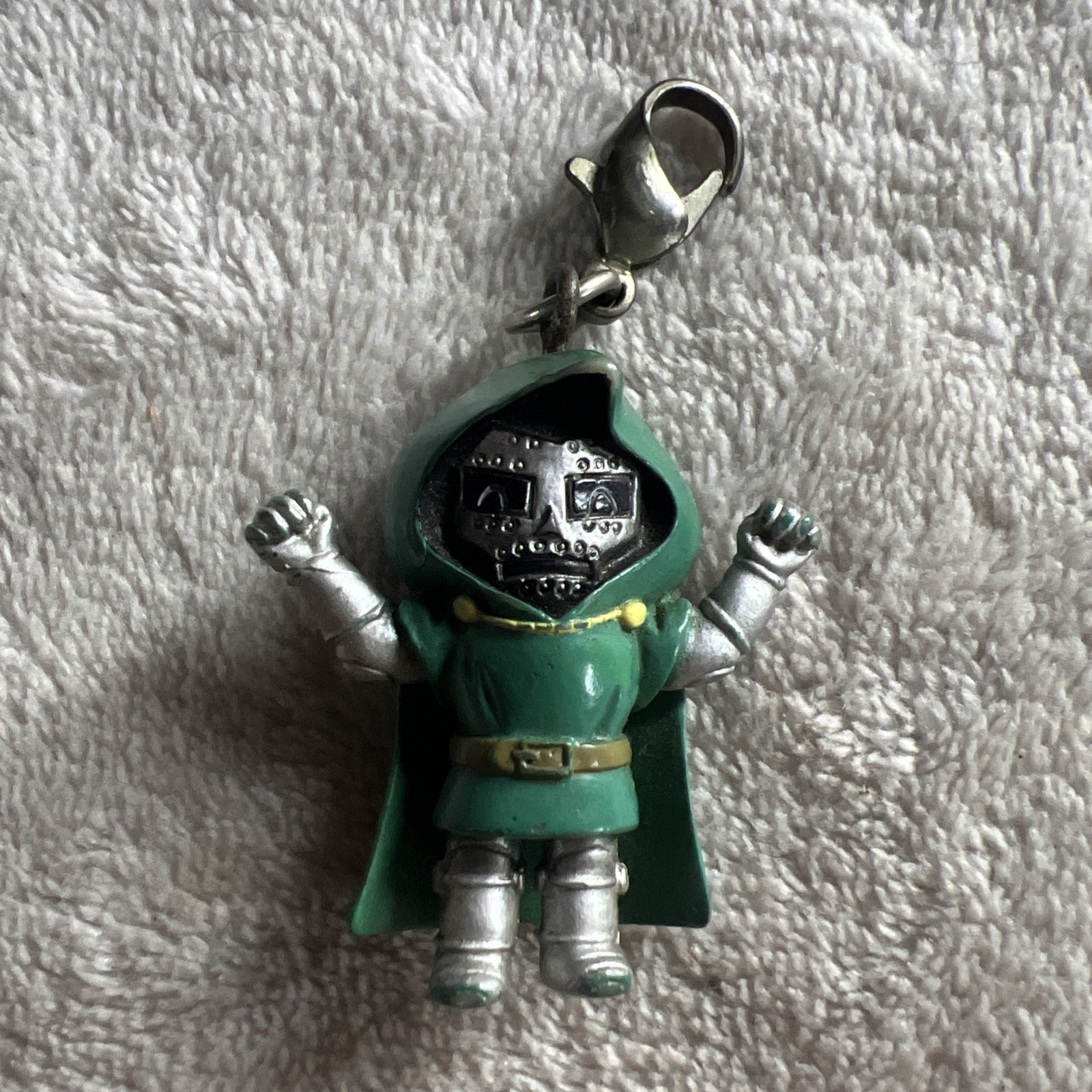 Kid Robot Vintage Dr Doom Zipper Pull Keychain