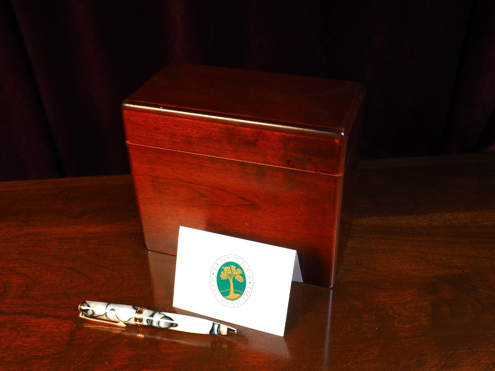 Vintage Levenger Wooden Desktop Pen Box, Nice