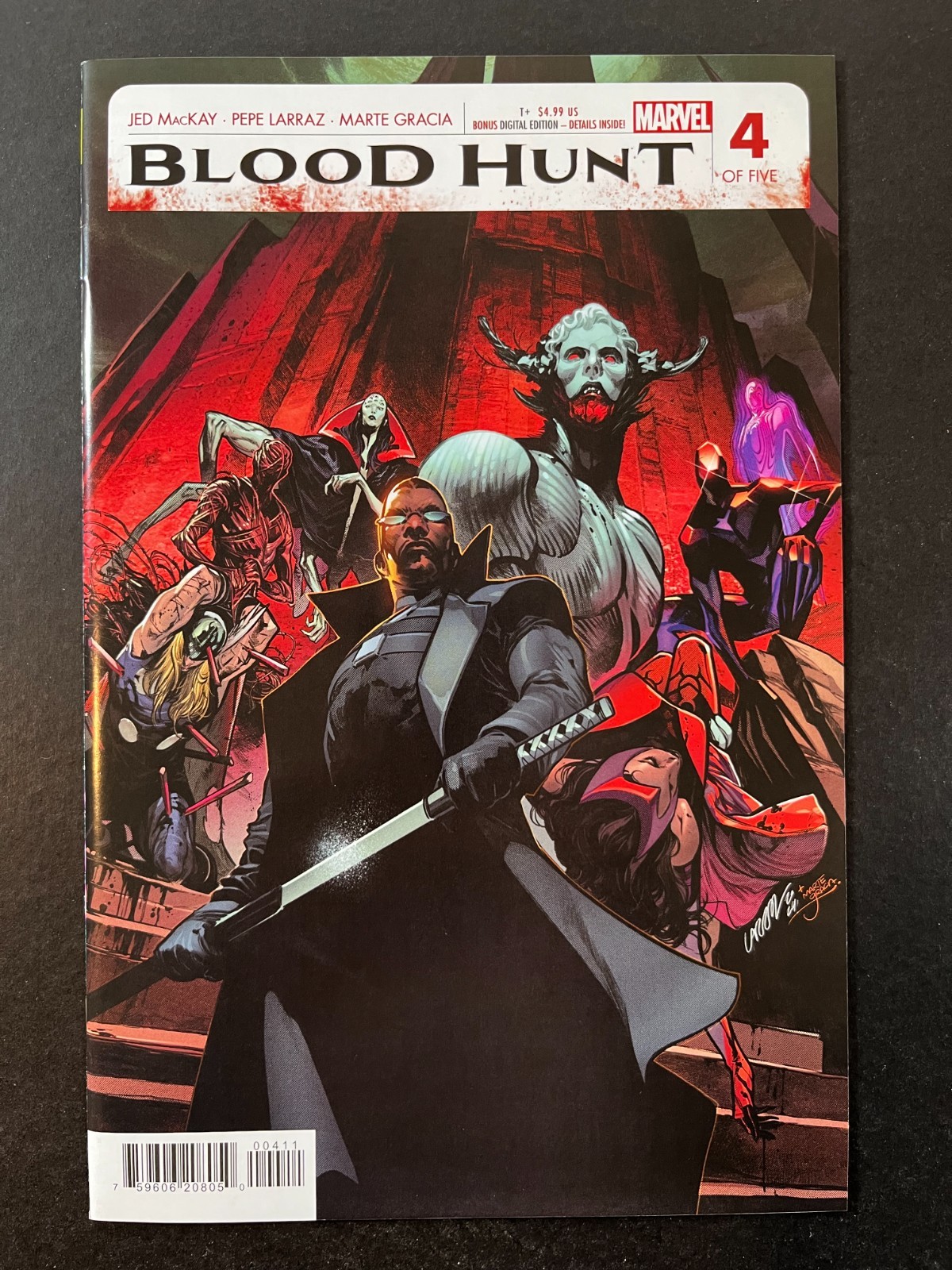 BLOOD HUNT #4 *NM OR BETTER* (MARVEL, 2024)  MACKAY  LARAZZ  MAIN COVER