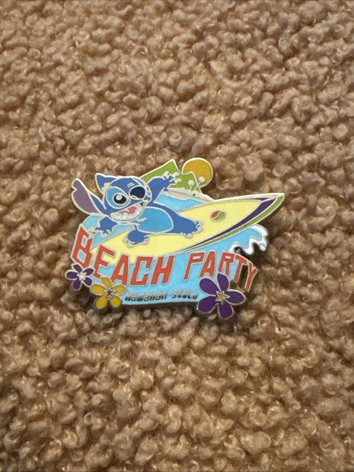 Disney Pin Escape to Paradise Beach Party Hawaiian Style - Stitch