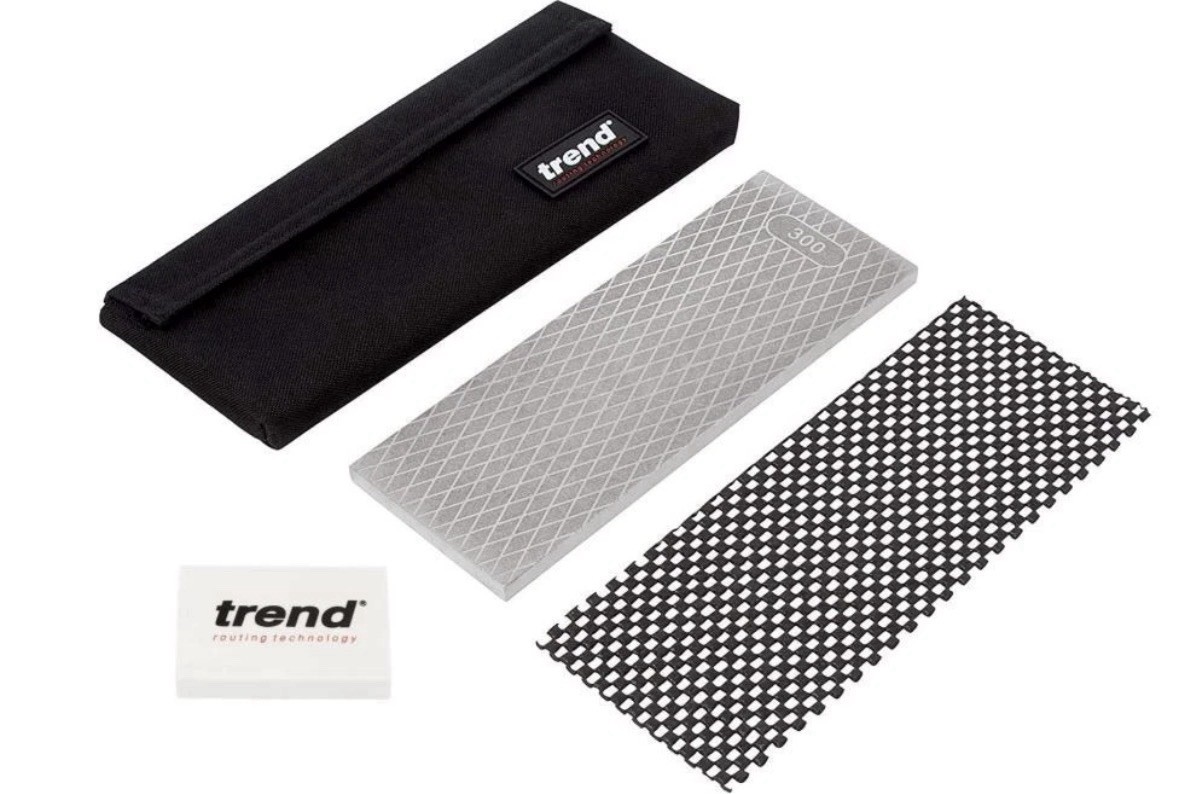 Trend Diamond Sharpening Stone Kit, 8 x 3 Inch Double Sided (300/1000 Grit)