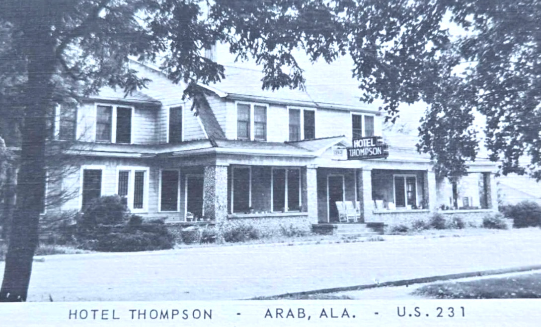 1940 Hotel Thompson Arab Alabama AL Vintage Linen Postcard