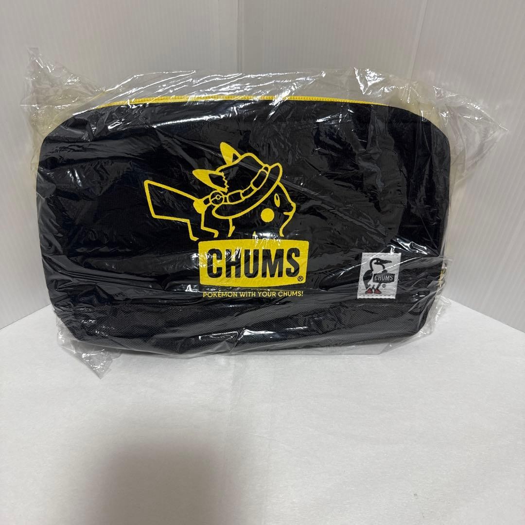 CHUMS x Pokemon Pikachu Collaboration Mini Shoulder Bag Black