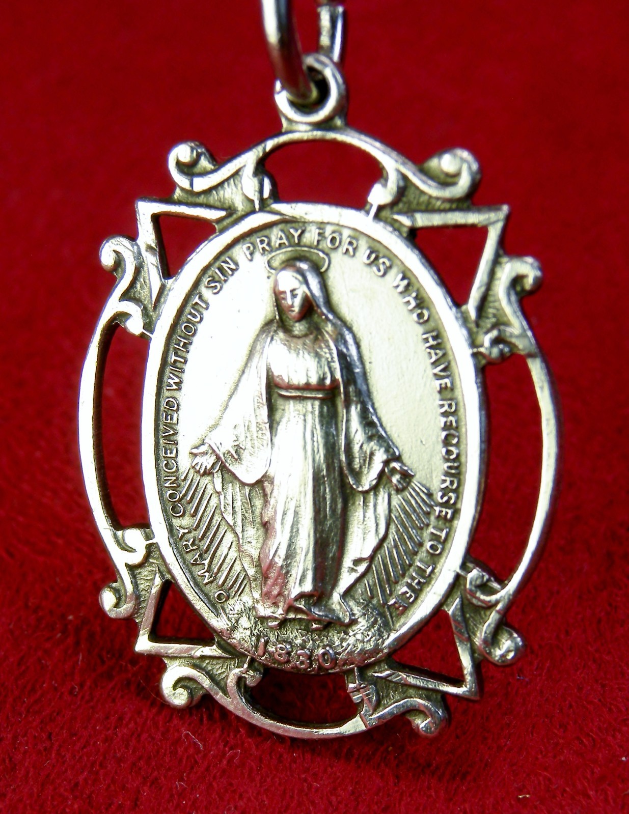 BERTHA\'S VINTAGE 1930 CATHOLIC MIRACULOUS MEDAL CENTENIAL STERLING ROSARY MEDAL