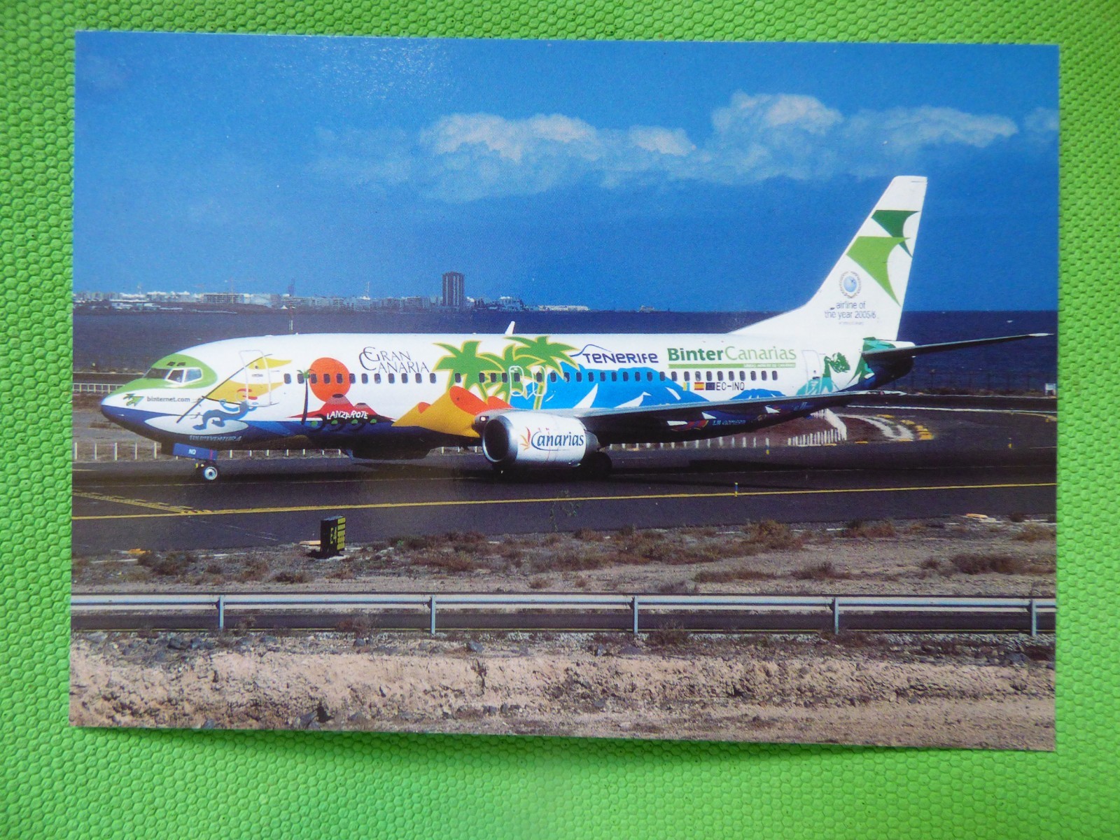 BINTER CANARIAS B 737-4Q8 EC-INQ