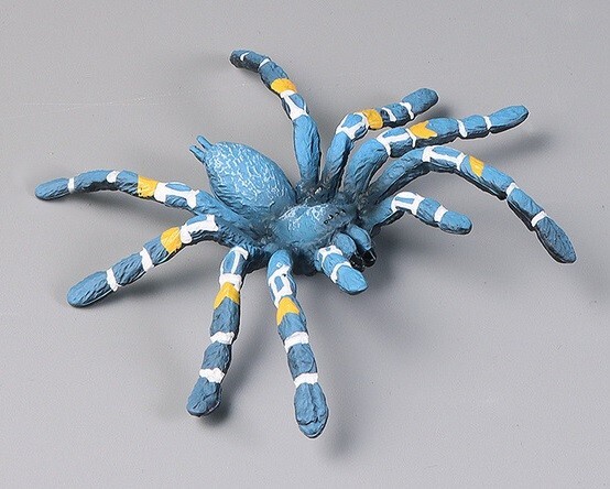 Brazilian Blue Tarantula Animal Toy PVC Action Figure Doll Kids Toys Party Gifts