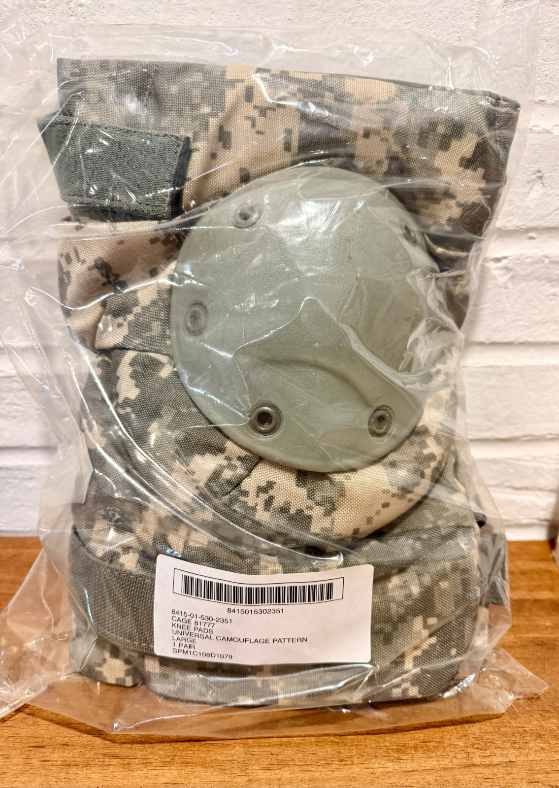 USGI Military Tactical Combat Knee Pads Pair, ACU Pattern, RFI Issue, Large NEW