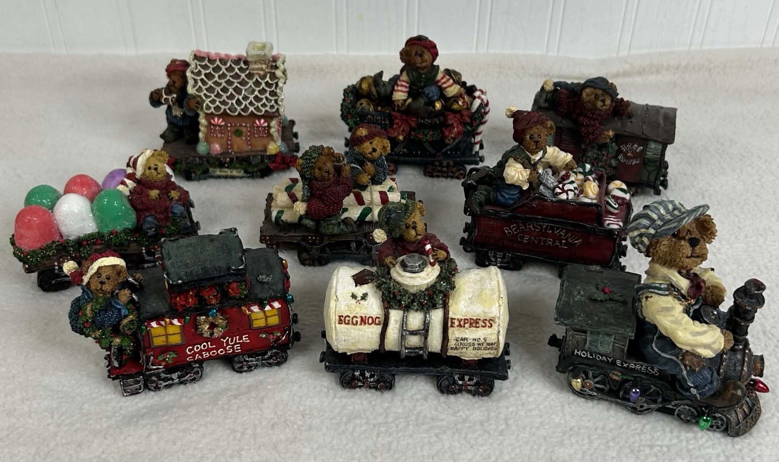 Boyds Bears Christmas Train 9 Pc Set Casey Whistlestop Holiday Express Complete