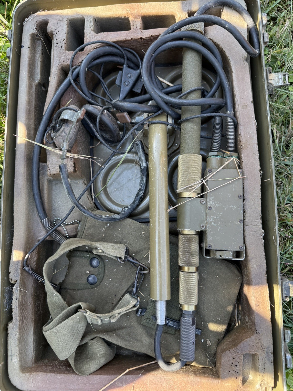 US Army Military AN/PSS-14 Mine Sweeper Metal Detector