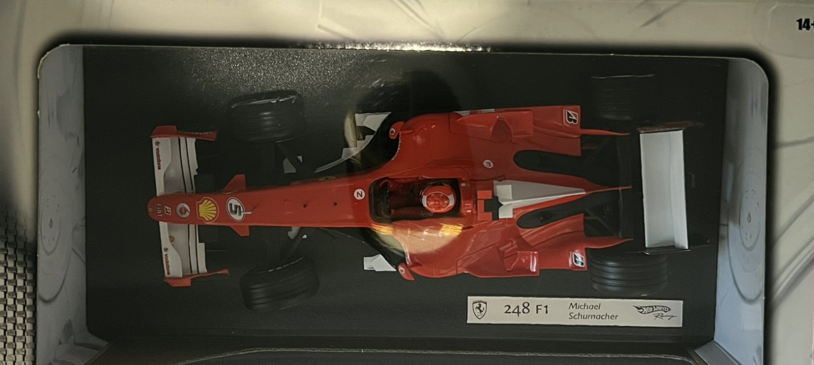 Hot Wheels 1/18 Ferrari 248F1 Model Michael Schumacher Last F1 Car 2006
