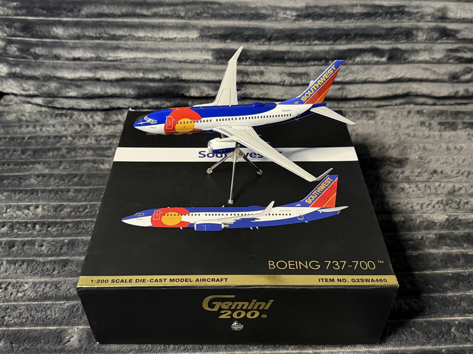 Gemini200 Southwest 737-700 1/200 Colorado One Reg# N230WN