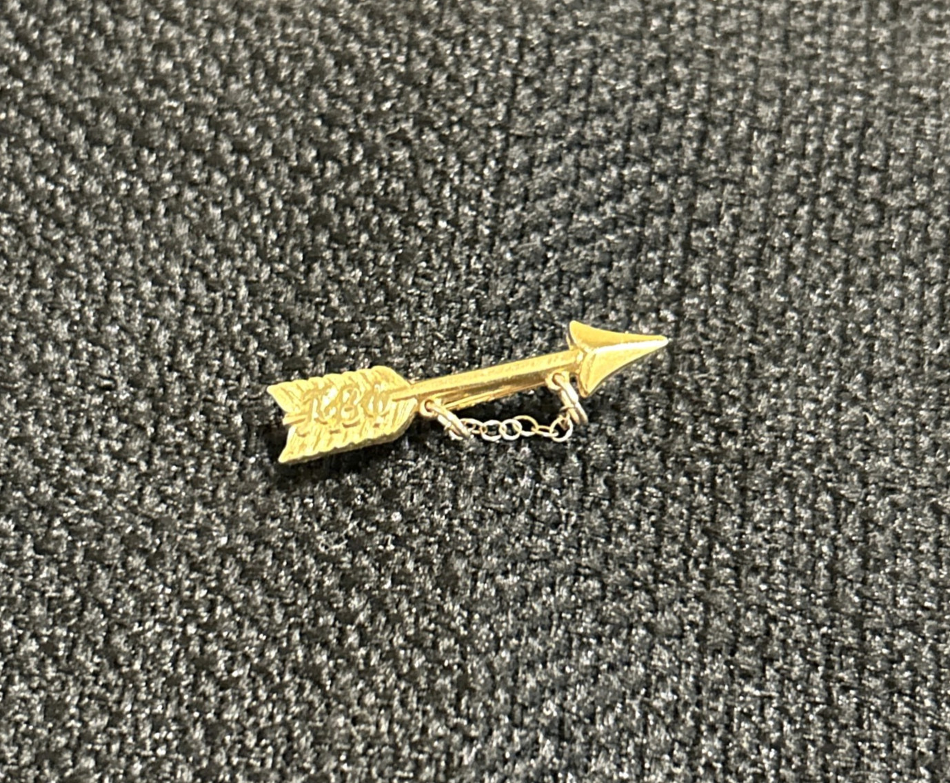 NICE Pi Beta Phi sorority gold-filled member arrow pin / badge