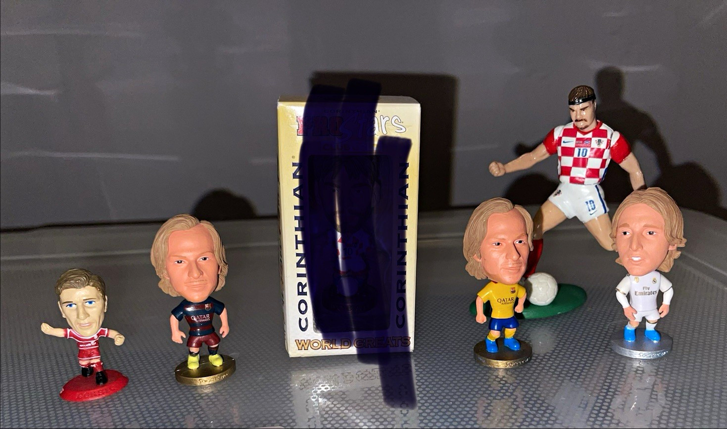 Corinthian ProStars Club Gold World Greats Boxed Soccer Figurine Lot (5)
